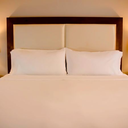 Hotel Virginia Santa Barbara, Tapestry Collection By Hilton Luaran gambar