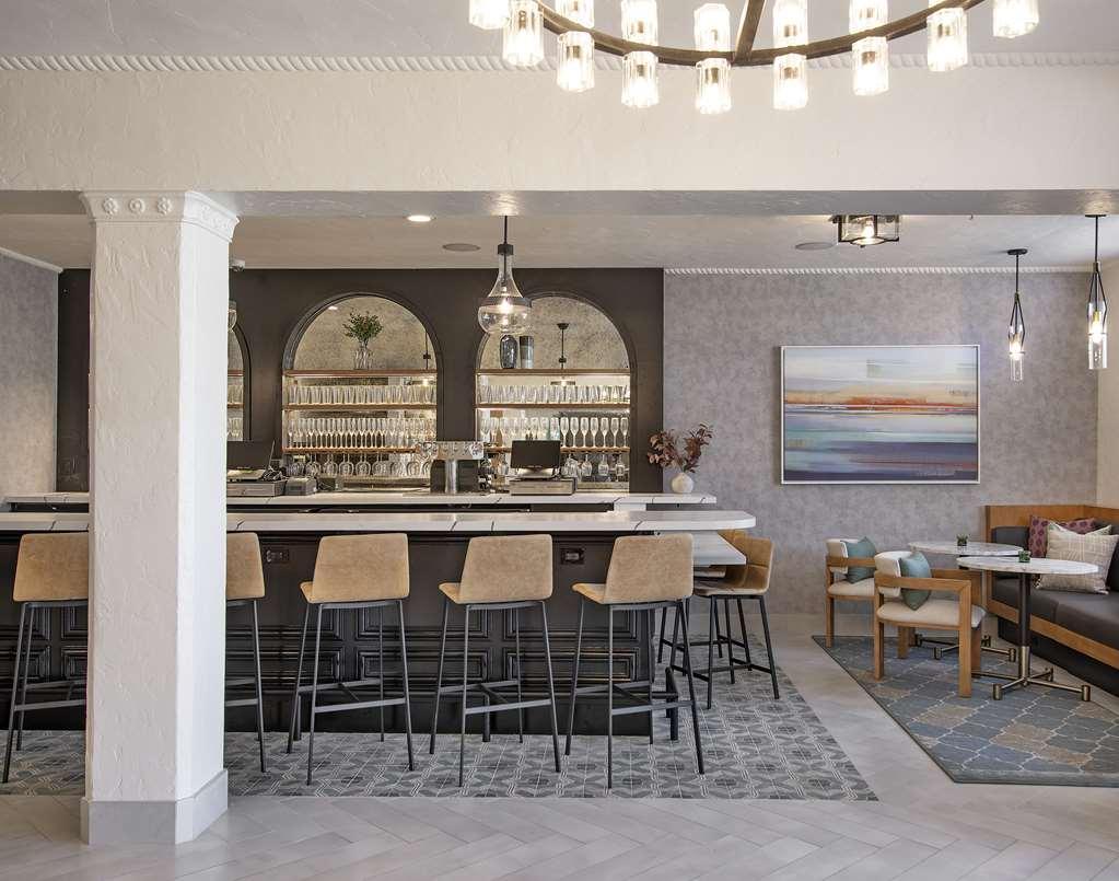 Hotel Virginia Santa Barbara, Tapestry Collection By Hilton Restoran gambar